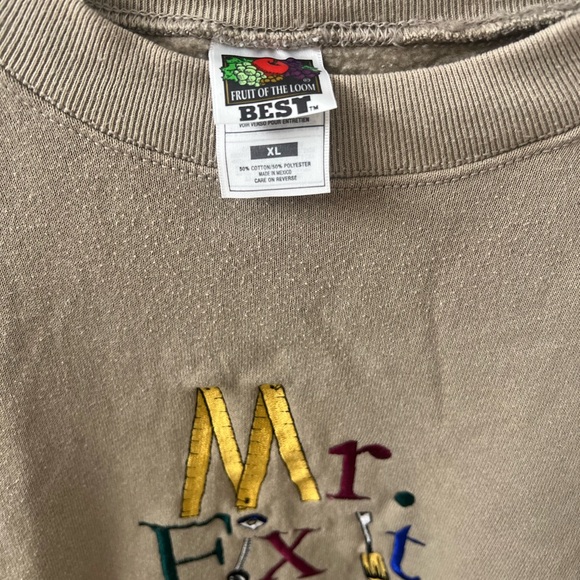 Fruit of the Loom Mr. Fix It Vintage Embroidered Crewneck Sweatshirt XL Tan - Picture 4 of 6